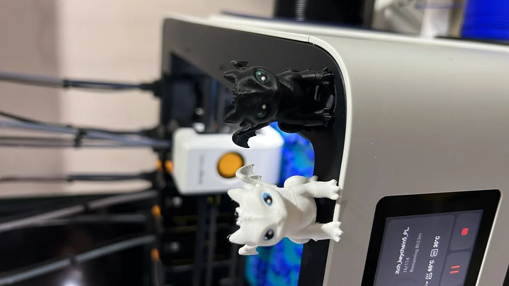 Figuras de dragón impresas en 3D